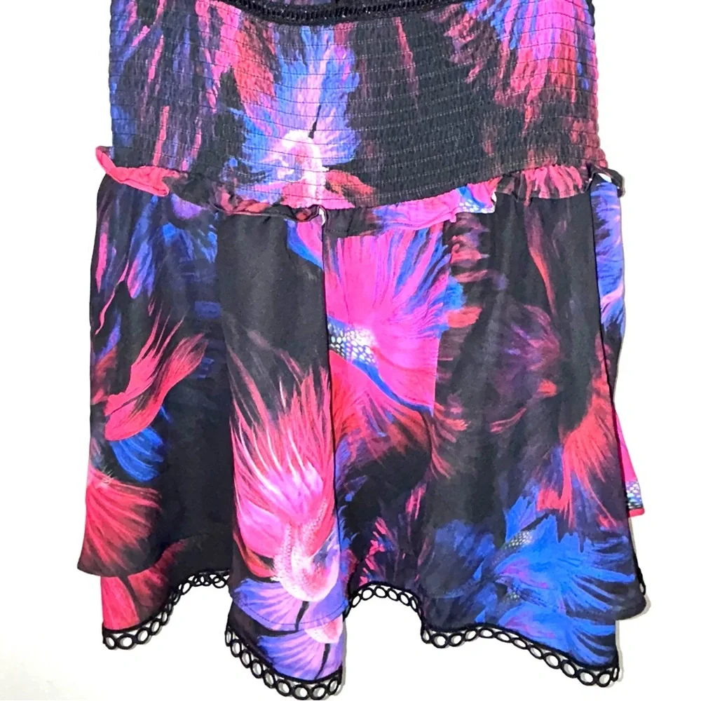 Bebe Dress with Pink and Blue Floral Design NWOT - Picture 4 of 6